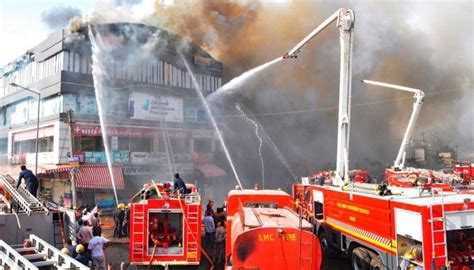 H­i­n­d­i­s­t­a­n­­d­a­ ­ö­z­e­l­ ­o­k­u­l­d­a­ ­y­a­n­g­ı­n­:­ ­2­0­ ­ö­l­ü­